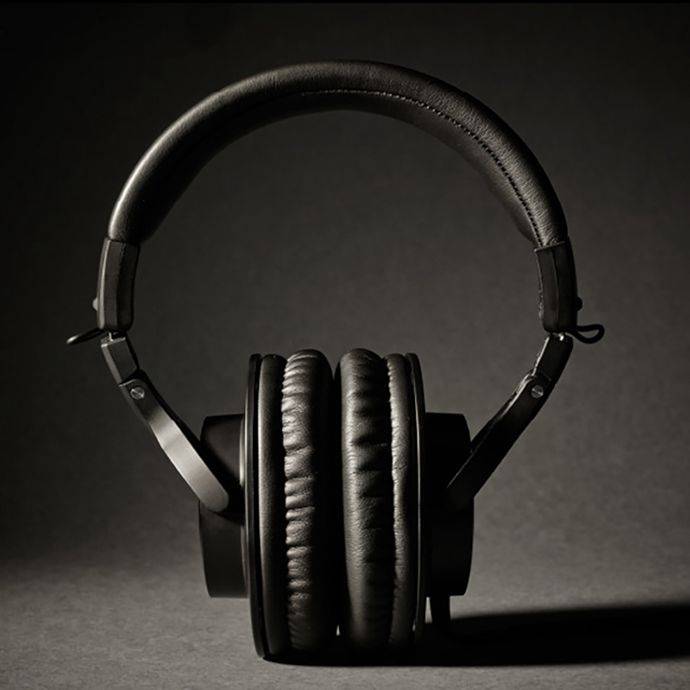 Professional Monitor Headphones – ATH-M30x Dynamic Over-ear HiFi Foldable Earphones Teens’ Must-Haves Professional Monitor Headphones - ATH-M30x Dynamic Over-ear HiFi Foldable Earphones Teens' Must-Haves